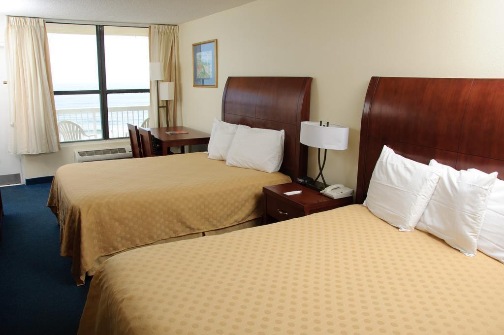 Comfort Inn & Suites Daytona Beach Oceanfront Extérieur photo