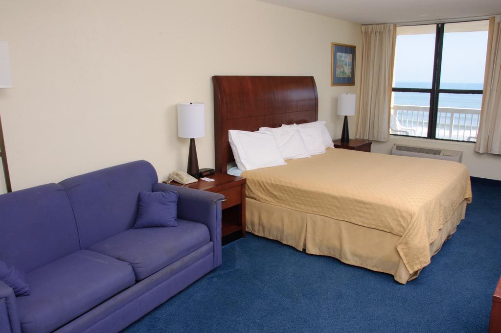 Comfort Inn & Suites Daytona Beach Oceanfront Extérieur photo