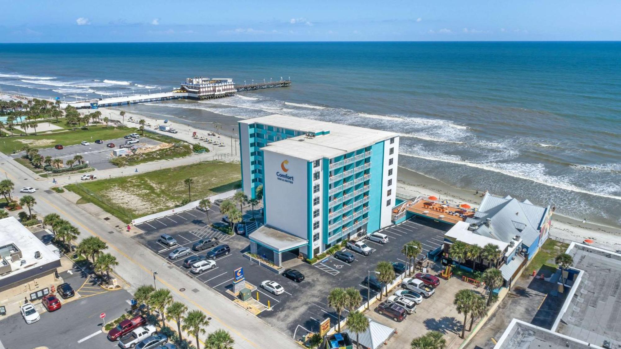 Comfort Inn & Suites Daytona Beach Oceanfront Extérieur photo