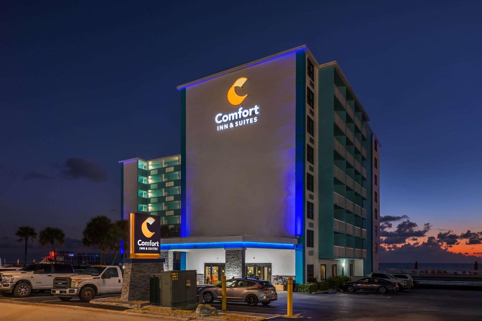 Comfort Inn & Suites Daytona Beach Oceanfront Extérieur photo